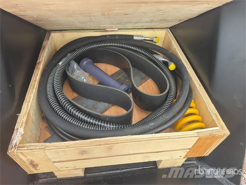 Hydraram HCB-26 700 mm Excavator Crusher Bucket (Unused) Construction - Autres