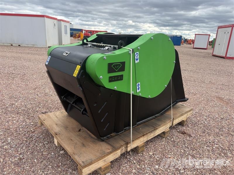 Hydraram HCB-26 700 mm Excavator Crusher Bucket (Unused) Construction - Autres
