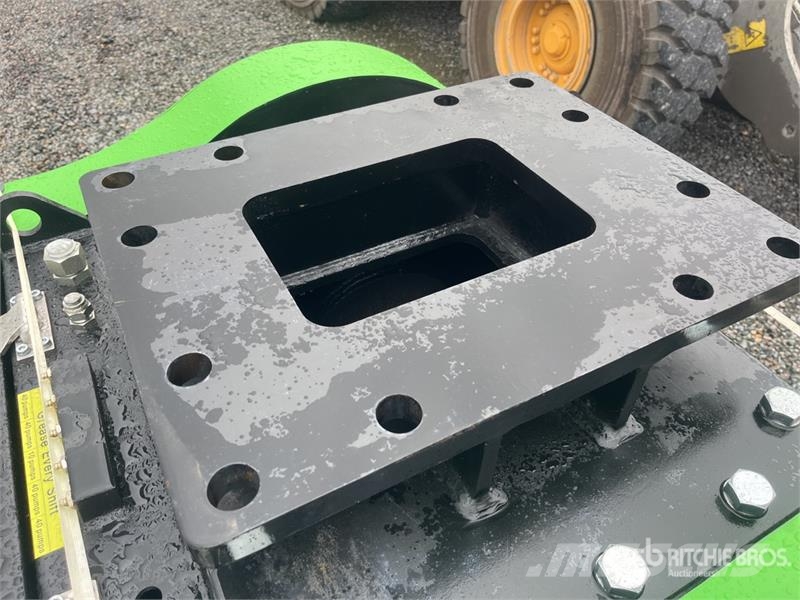 Hydraram HCB-32 1000 mm Concrete Crusher (Unused) Crushers