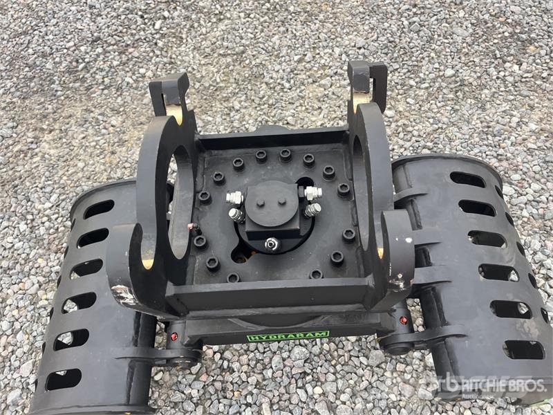 Hydraram HSG-42R Q/C Rotating Demolition Grapple (Unused) Pinzas