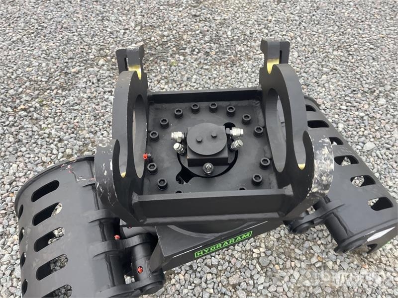 Hydraram HSG-42R Q/C Rotating Demolition Grapple (Unused) Pinzas