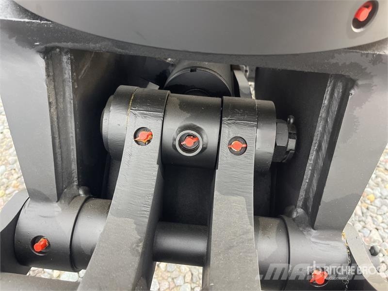 Hydraram HSG-52R Q/C Rotating Demolition Grapple (Unused) Pinzas
