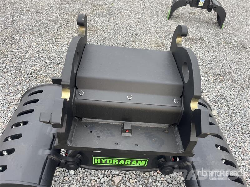 Hydraram HSG-88R Q/C Rotating Demolition Grapple (Unused) Pinzas