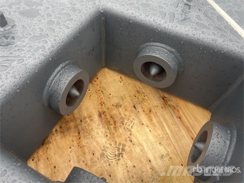 Hydraram PCX-300SQ Pile Breaker (Unused) Overige componenten