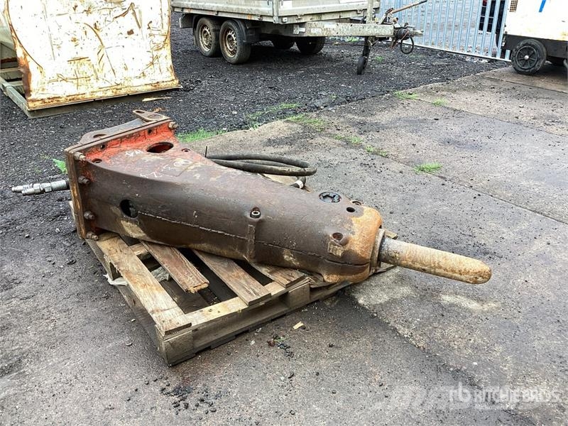  Hydraulic Breaker مطارق / كسارات