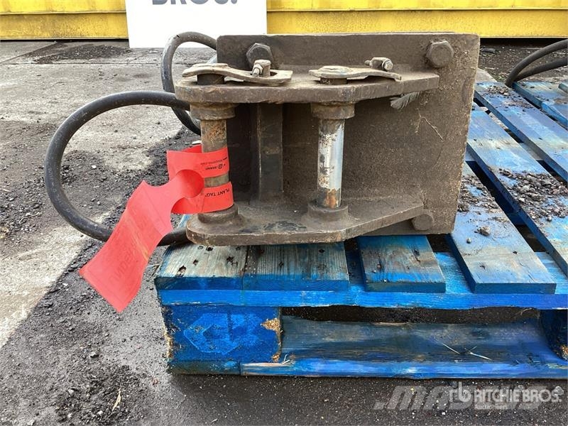 Hydraulic Breaker Hammers / Breakers