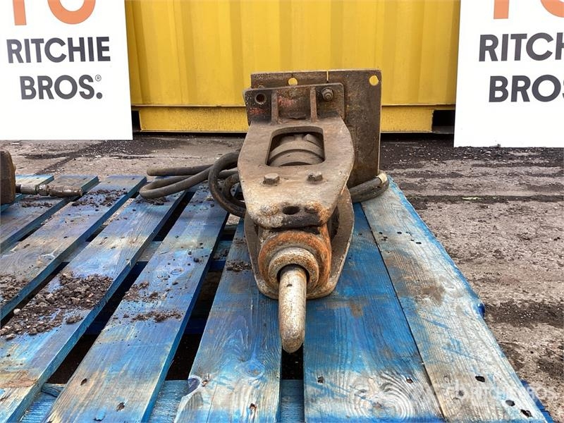 Hydraulic Breaker Hammers / Breakers
