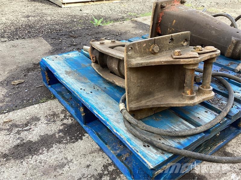 Hydraulic Breaker Hammers / Breakers