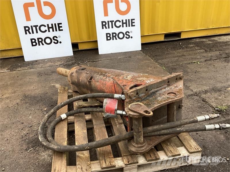  Hydraulic Breaker مطارق / كسارات