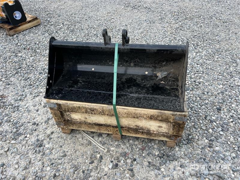 Hydraulic Breaker and 800 mm Bucket (Unused) Altri componenti