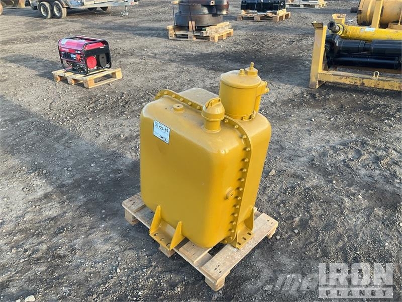 Hydraulic Tank مكونات أخرى