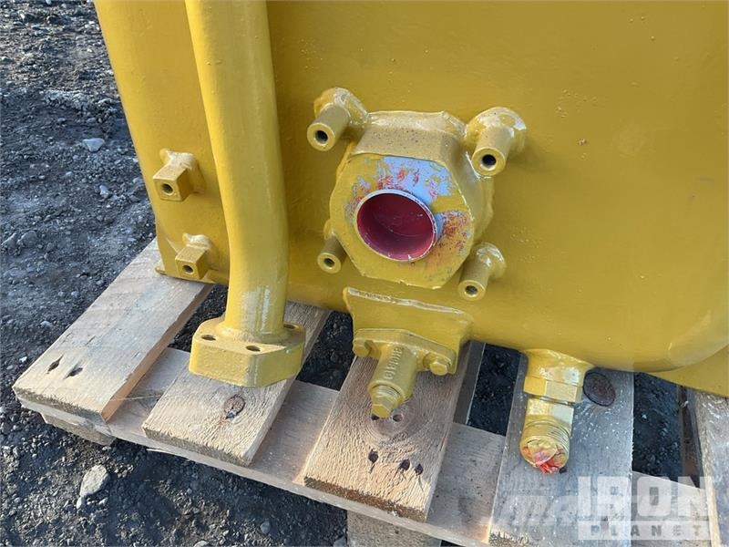  Hydraulic Tank مكونات أخرى