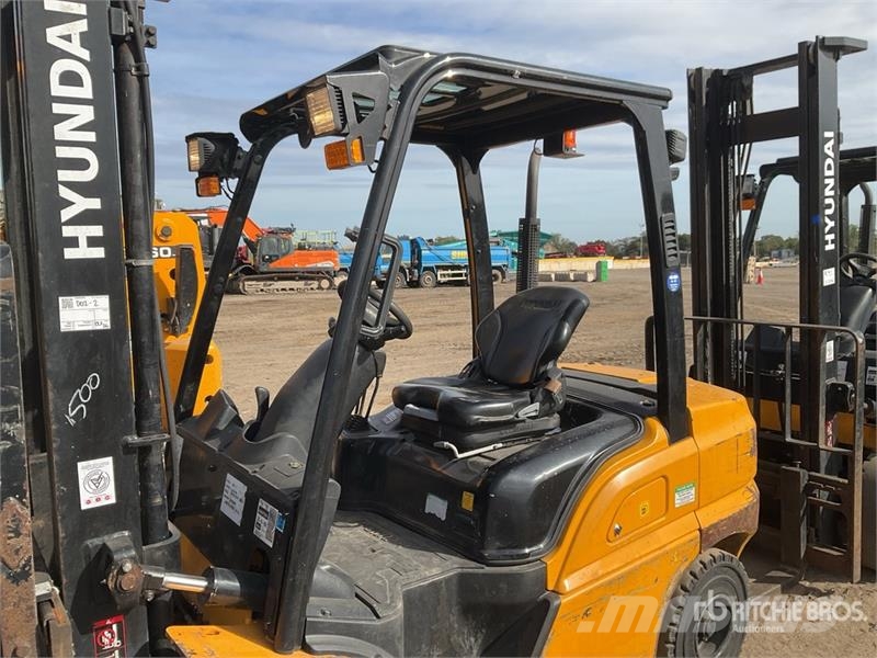 Hyndai 2389 kg Forklift Forklift trucks - others