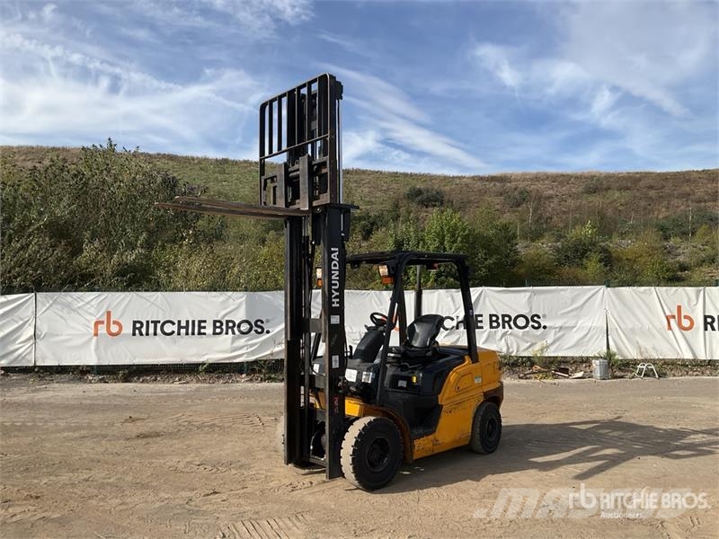 Hyndai 2389 kg Forklift Forklift trucks - others