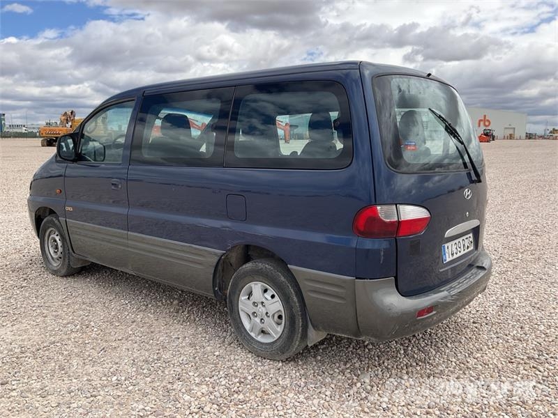  Hyndai H-1 6 Passenger Van Lieferwagen