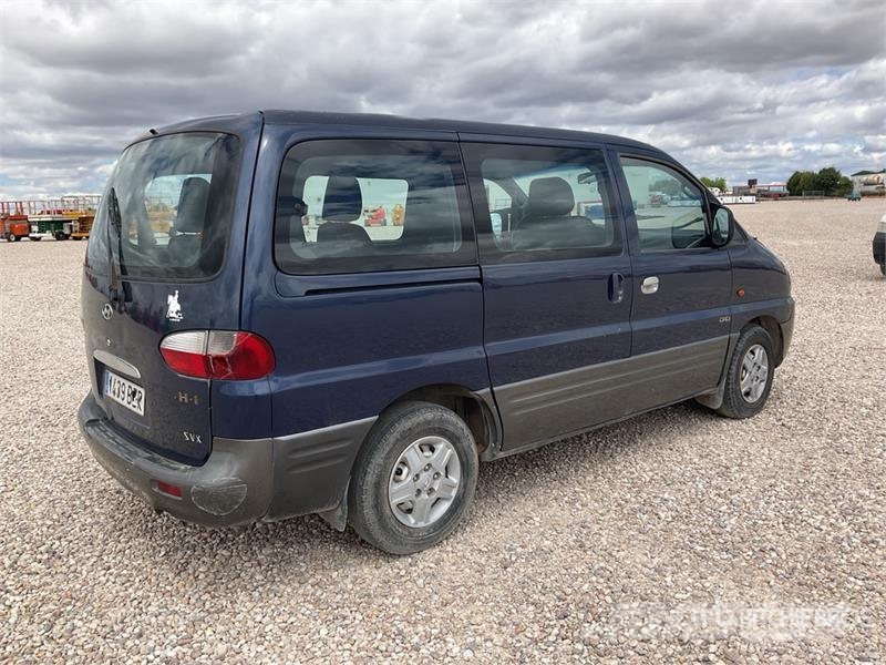  Hyndai H-1 6 Passenger Van Lieferwagen