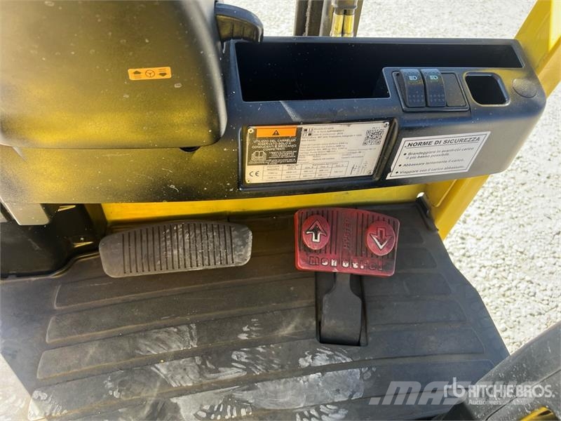 Hyster E 1.6XN 1600 kg Electric Forklift شاحنات ذات رافعات شوكية تعمل بالكهرباء