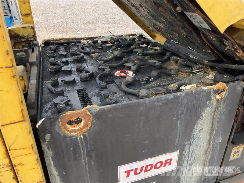 Hyster E1.50XM electric Forklift (Inoperable) شاحنات ذات رافعات شوكية - أخرى