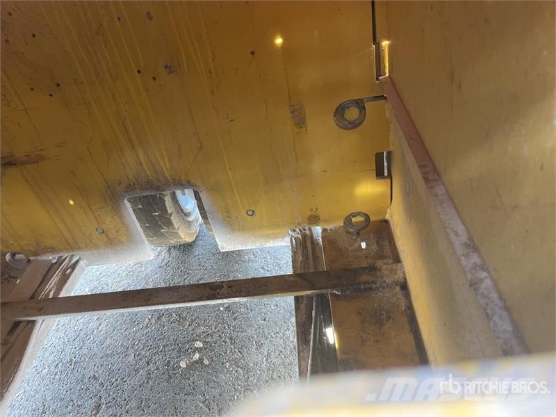Hyster J.180XMT Forklift (Inoperable) شاحنات ذات رافعات شوكية - أخرى