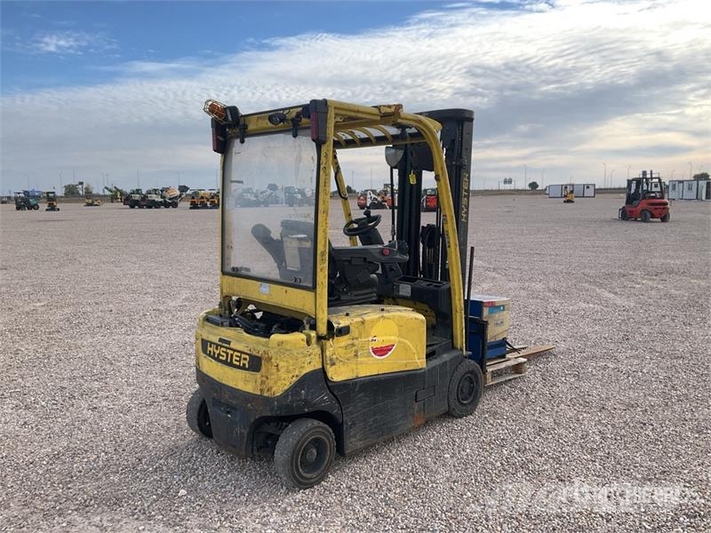 Hyster J1.6XN MWB Electric Forklift Empilhadores eléctricos