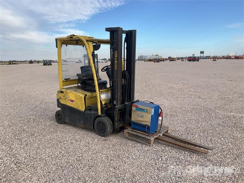 Hyster J1.6XN MWB Electric Forklift Empilhadores eléctricos
