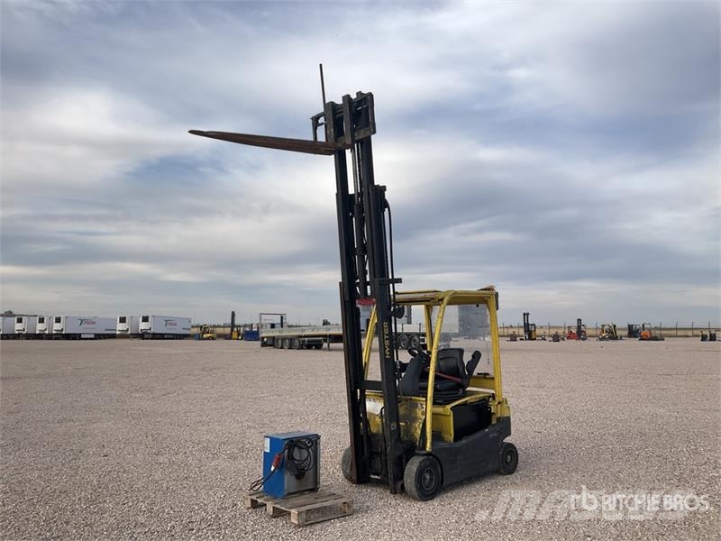 Hyster J1.6XN MWB Electric Forklift Empilhadores eléctricos
