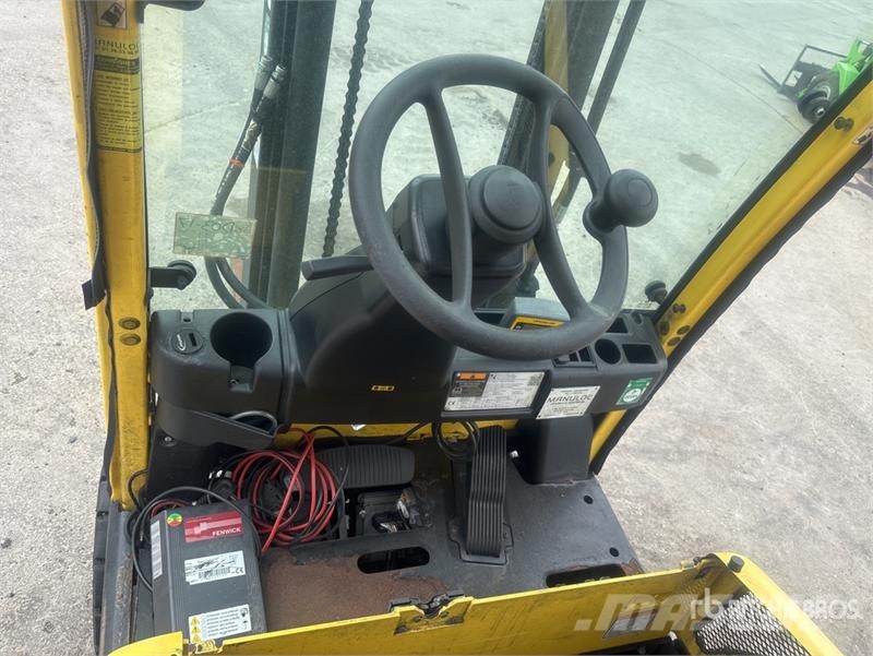 Hyster J1.8XNT LWB 1390 kg Electric Forklift (Inoperable) Elektromos targoncák