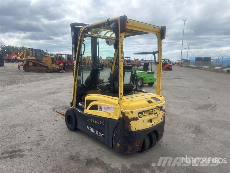 Hyster J1.8XNT LWB 1390 kg Electric Forklift (Inoperable) Elektromos targoncák