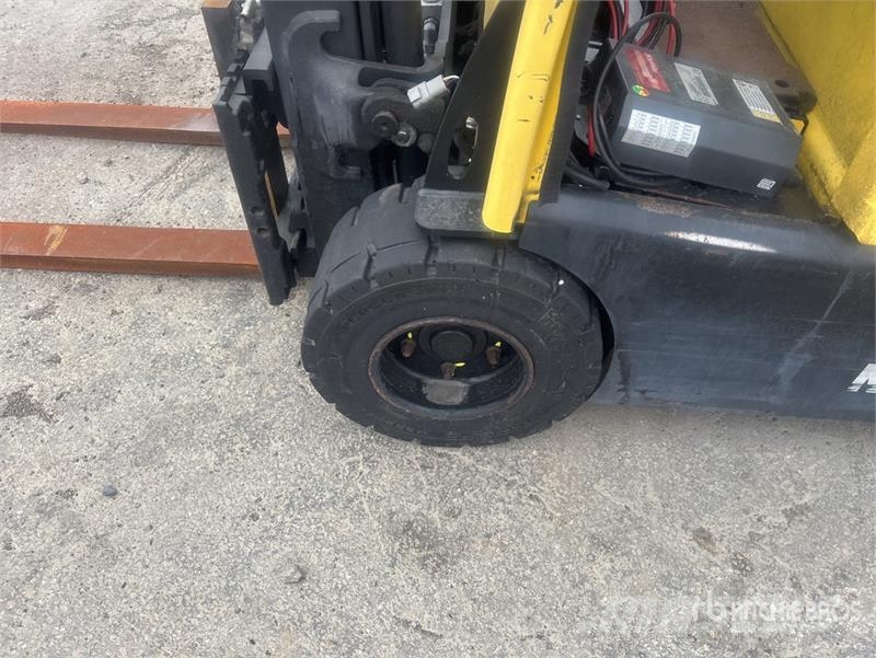 Hyster J1.8XNT LWB 1390 kg Electric Forklift (Inoperable) Elektromos targoncák
