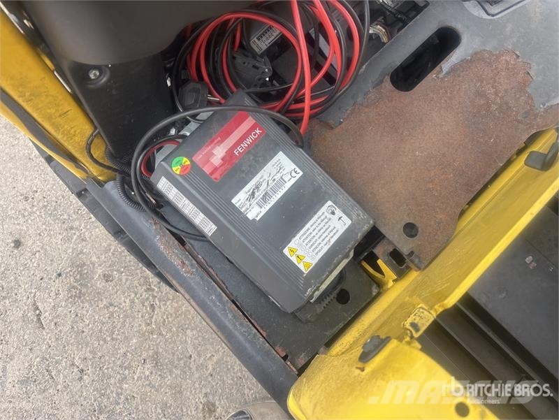 Hyster J1.8XNT LWB 1390 kg Electric Forklift (Inoperable) Elektromos targoncák