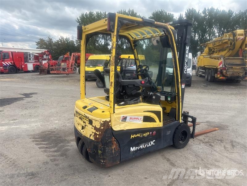 Hyster J1.8XNT LWB 1390 kg Electric Forklift (Inoperable) Elektromos targoncák