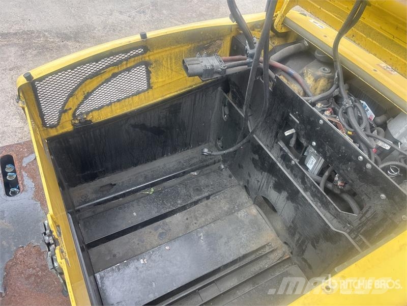 Hyster J1.8XNT LWB 1390 kg Electric Forklift (Inoperable) Elektromos targoncák
