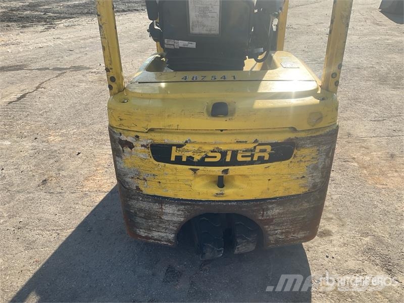 Hyster J1.8XNT LWB 1600 kg Electric Forklift (Inoperable) Elektrische heftrucks