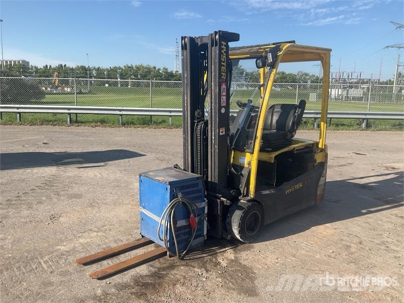 Hyster J1.8XNT LWB 1600 kg Electric Forklift (Inoperable) Elektrische heftrucks