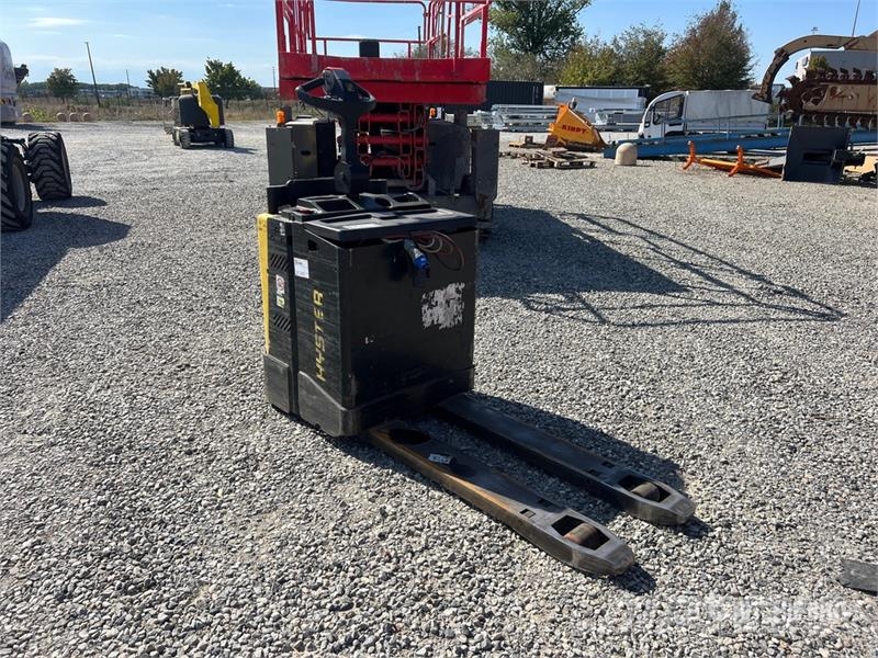 Hyster P 2.0S FWB 2000 kg Electric Pallet Jack Jekketralle