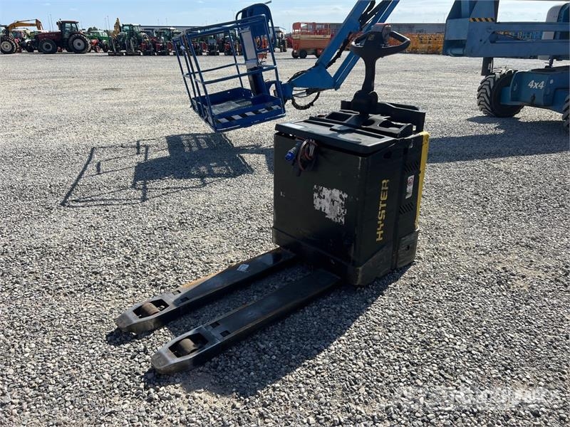 Hyster P 2.0S FWB 2000 kg Electric Pallet Jack Jekketralle