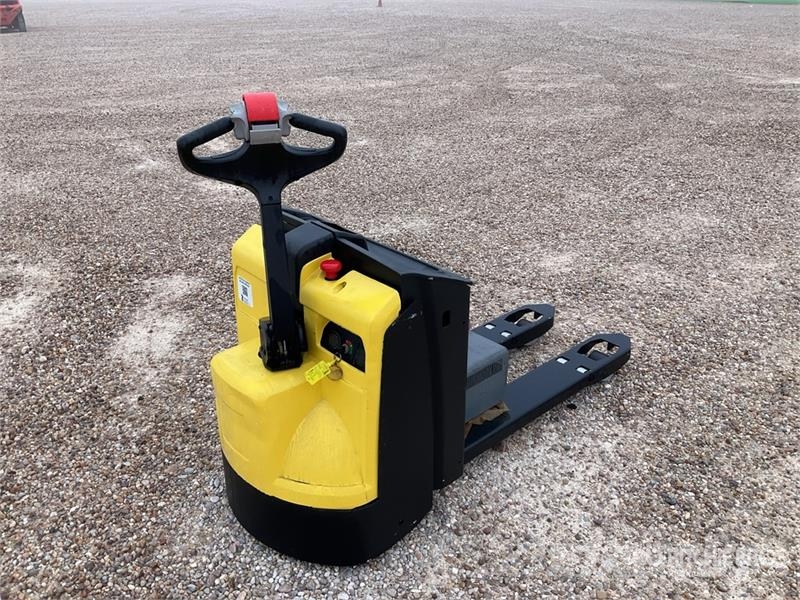 Hyster P1.6 Electric Pallet Jack Kézi raklapemelő