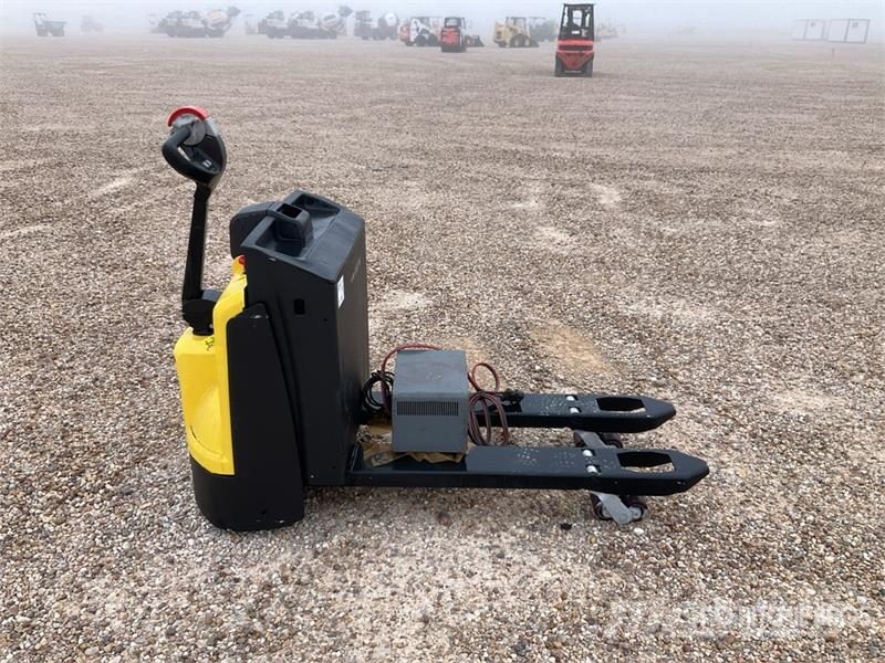 Hyster P1.6 Electric Pallet Jack Kézi raklapemelő