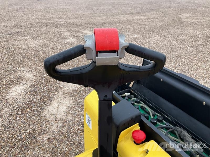 Hyster P1.6 Electric Pallet Jack Kézi raklapemelő