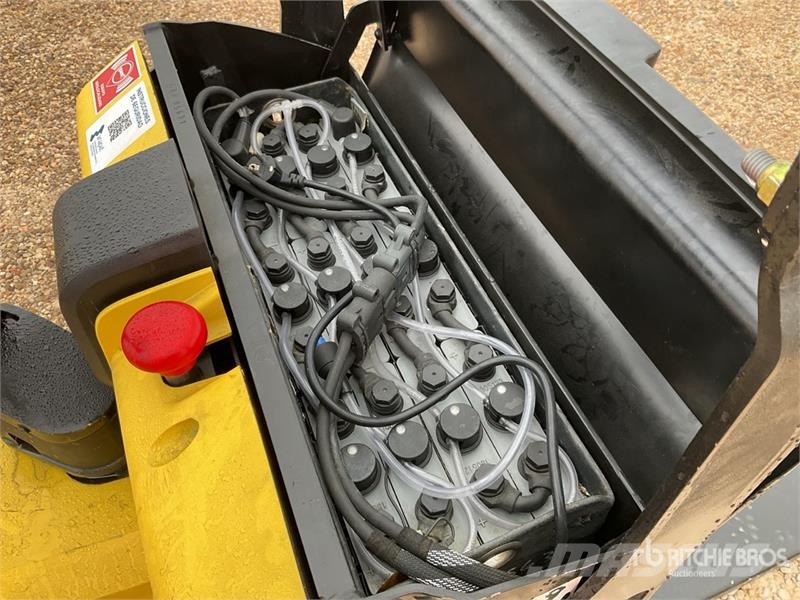 Hyster P1.6 Electric Pallet Jack Kézi raklapemelő
