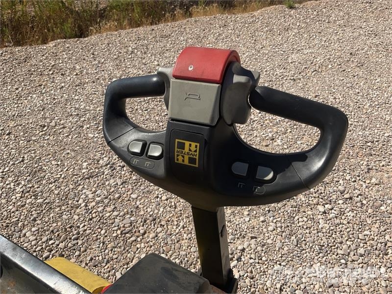 Hyster P2.0 Electric Pallet Jack 핸드파레트 트럭