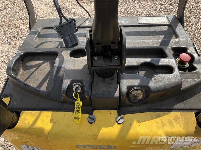 Hyster P2.0S FBW Electric Pallet Jack Hand pallet truck