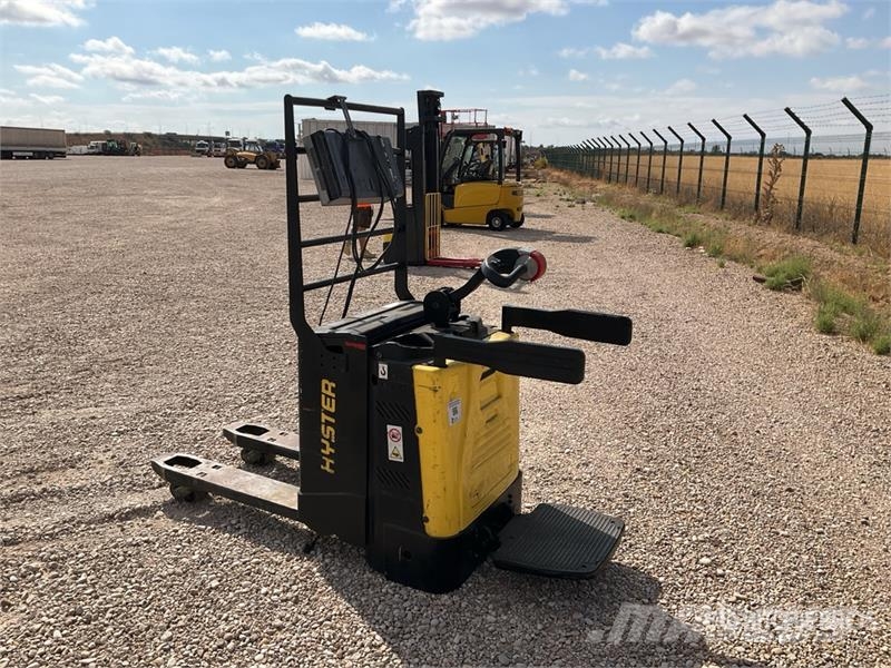 Hyster P2.0S FBW Electric Pallet Jack Hand pallet truck