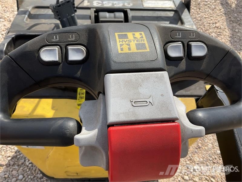 Hyster P2.0S FBW Electric Pallet Jack Hand pallet truck