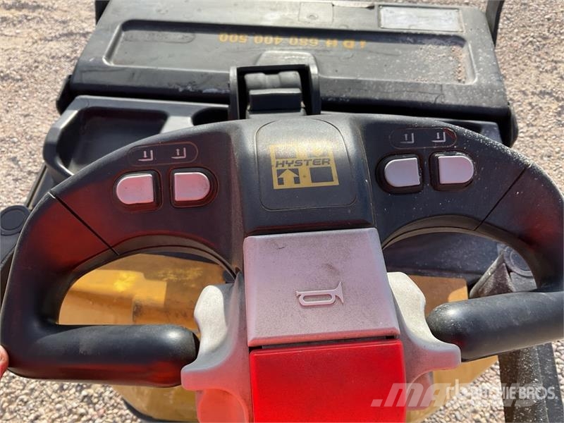 Hyster P2.0S FBW Electric Pallet Jack Movimentadores manuais de palettes