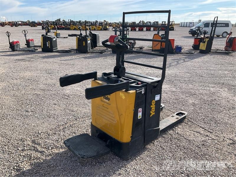 Hyster P2.0S FBW Electric Pallet Jack Movimentadores manuais de palettes