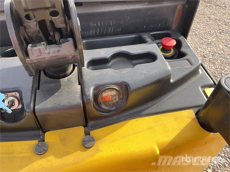 Hyster P2.0S FBW Electric Pallet Jack Hand pallet trucks