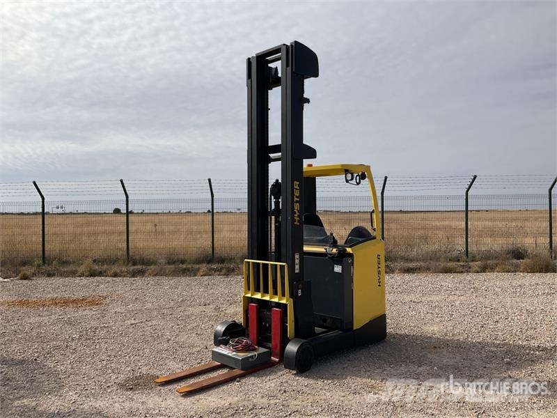 Hyster R1.4 Reach Truck شاحنة مناولة