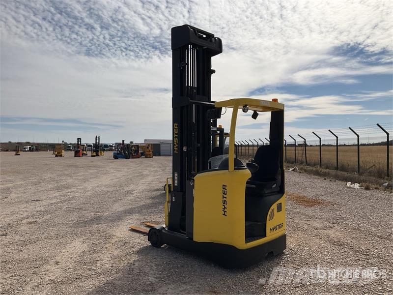 Hyster R1.4 Reach Truck شاحنة مناولة