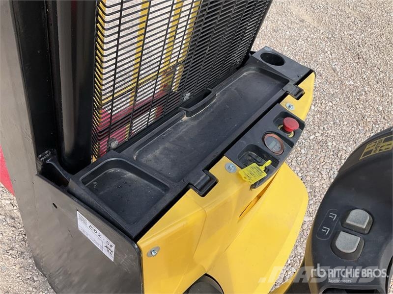 Hyster S1.0 Electric Stacker Samohybné vozíky